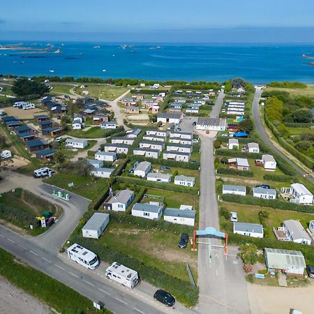 Mobil Home Xxl 4 Chambres - Camping La Pointe De רוסקוף מראה חיצוני תמונה
